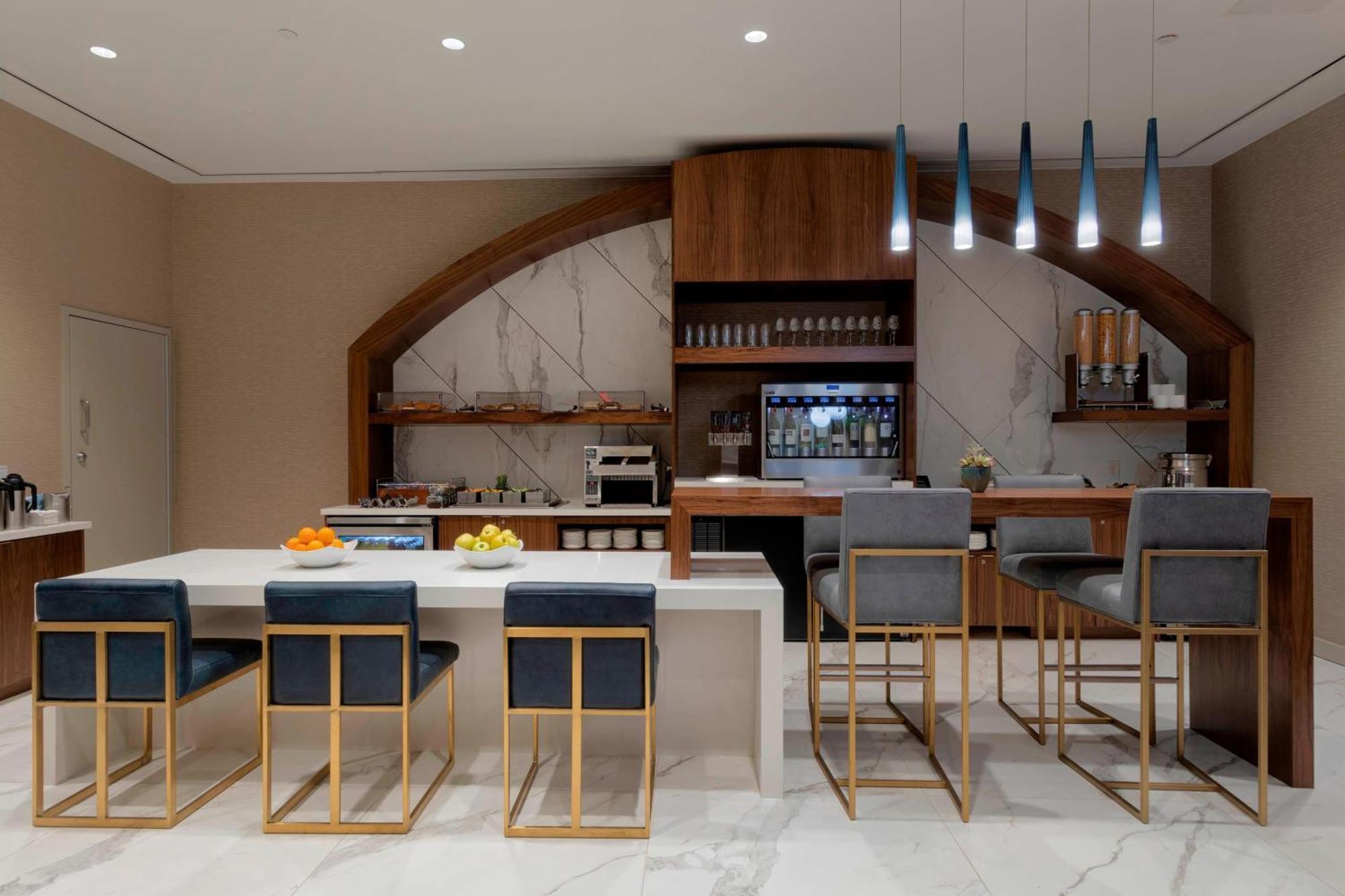 Atlanta Marriott Northeast/Emory Area Hotel Ngoại thất bức ảnh