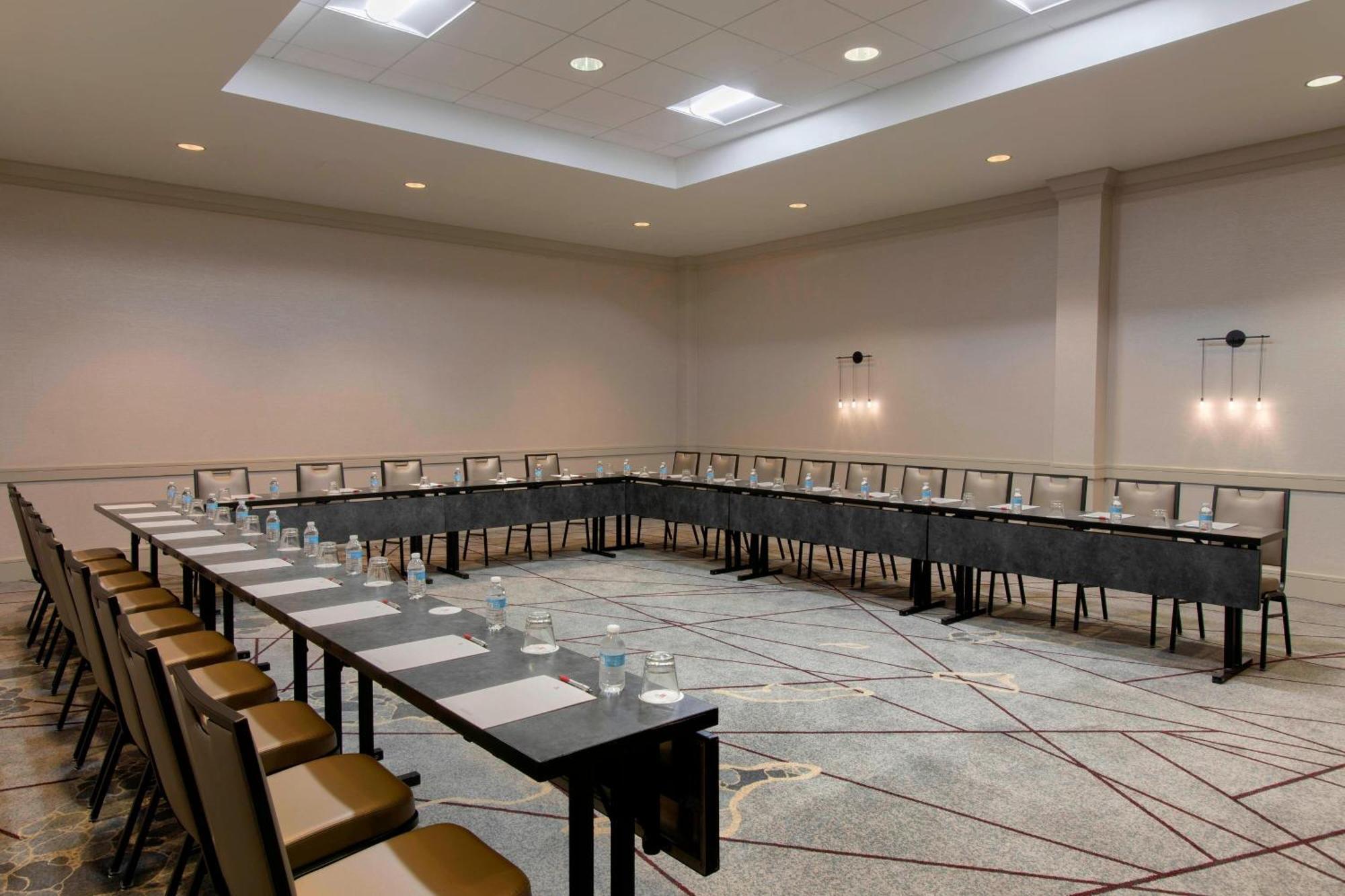 Atlanta Marriott Northeast/Emory Area Hotel Ngoại thất bức ảnh