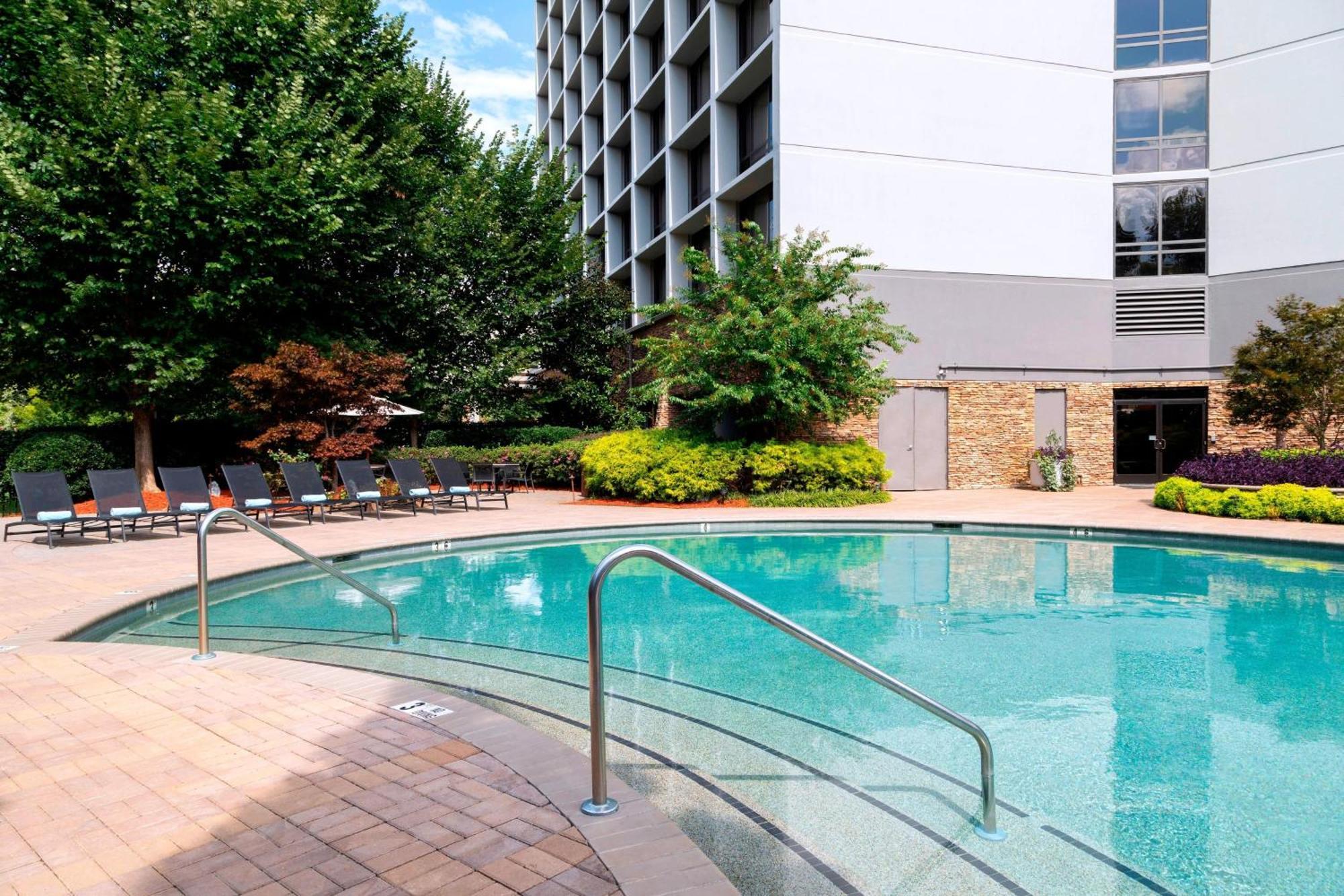 Atlanta Marriott Northeast/Emory Area Hotel Ngoại thất bức ảnh