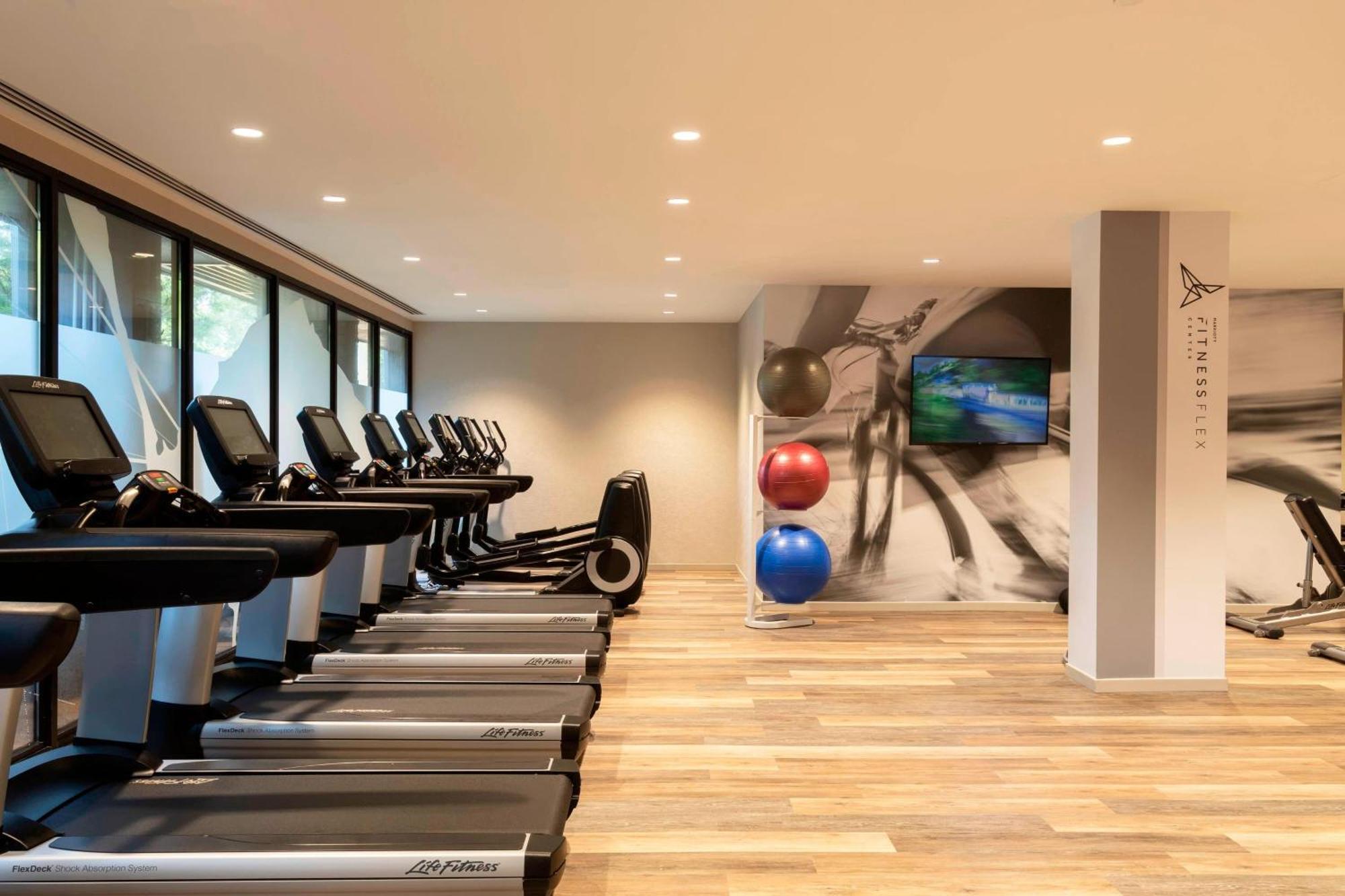 Atlanta Marriott Northeast/Emory Area Hotel Ngoại thất bức ảnh